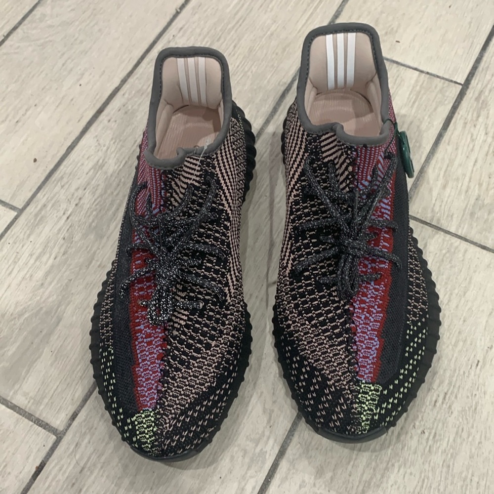 Yeezy 350 Yecheil